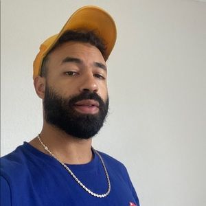 Meet your Posher, Sebastian